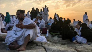 "بث مباشر" لنحو مليون حاج على صعيد عرفات