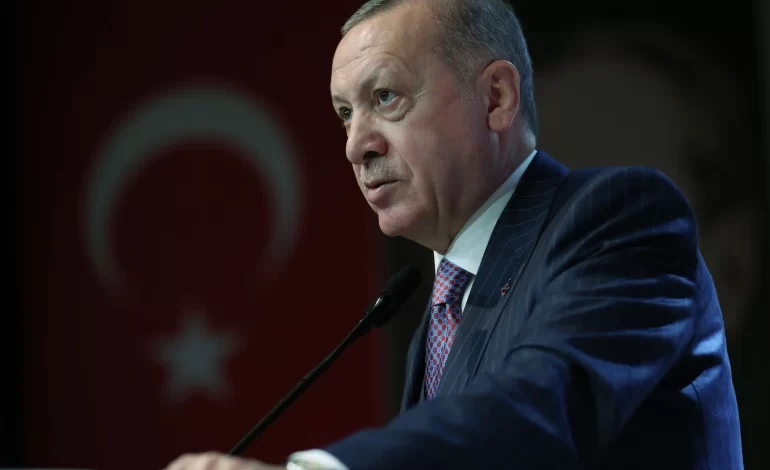 أردوغان يعلن عزمه التوغل لنحو 30كم عمق الحدود السورية.. ويرسل وفدا لواشنطن لبحث شروط الحصول على طائرات "إف 16"