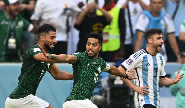 انقلاب تاريخي.... الأخضر السعودي يهزم ميسي ورفاقه ويحقق فوزا تاريخيا 2-1